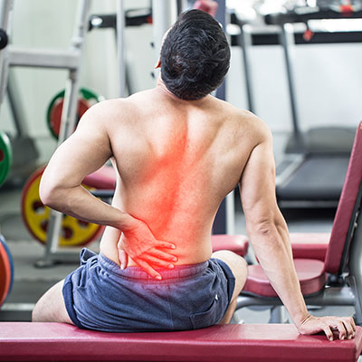 Treating low back pain with Chiropractor